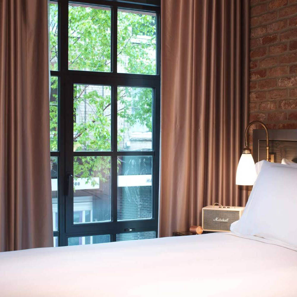 Otel-ve-Yurt-Perdesi